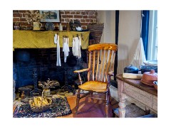 020 Flatford, Suffolk  Inside the National Trust Cottage